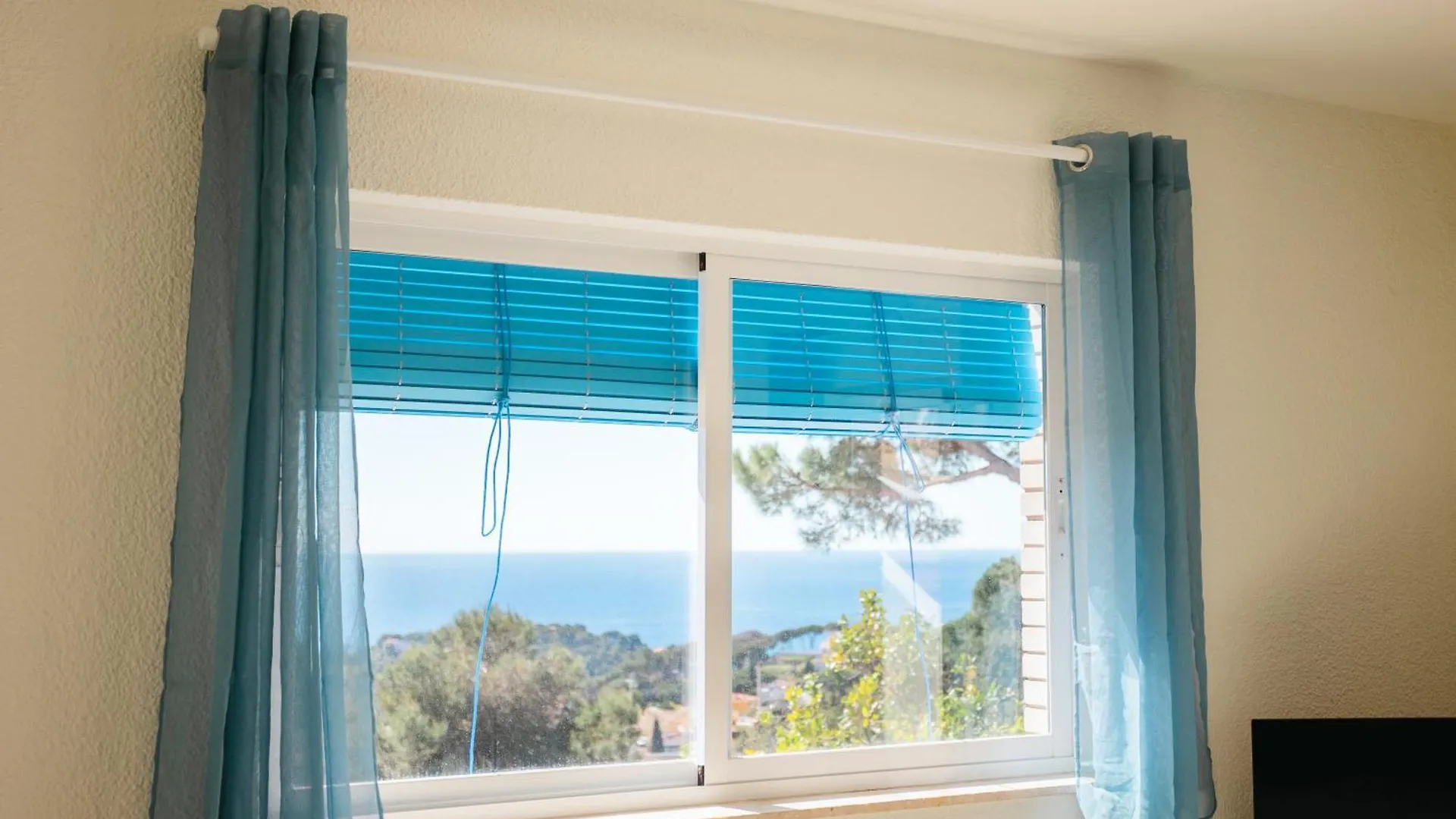 Willa Lemon-Azul-Costabrava Lloret de Mar